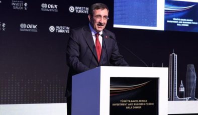 Cumhurbaşkanı Yardımcısı Yılmaz Suudi Arabistan ile ticaret hedefini açıkladı