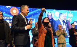 ‘Her ay 15-20 bin konut ve köy evini hak sahipleri ile buluşturacağız’