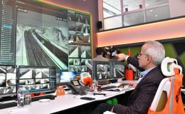 Bakan Uraloğlu açıkladı: Akıllı yollar geliyor