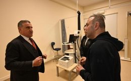 Bakan Bak’tan Sporcu Sağlığı ve Performansı Merkezi’ne övgü