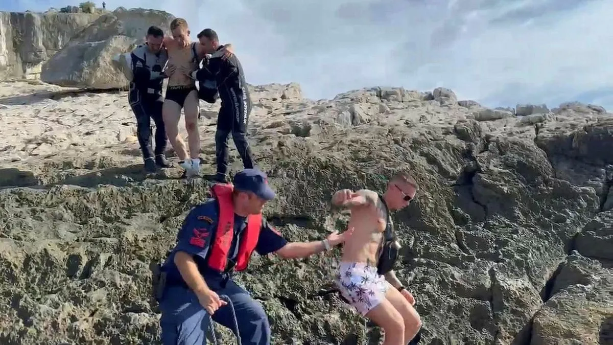 Bartın’da 2 Rus turist kayalıklardan düştü: Ekipler kurtardı!