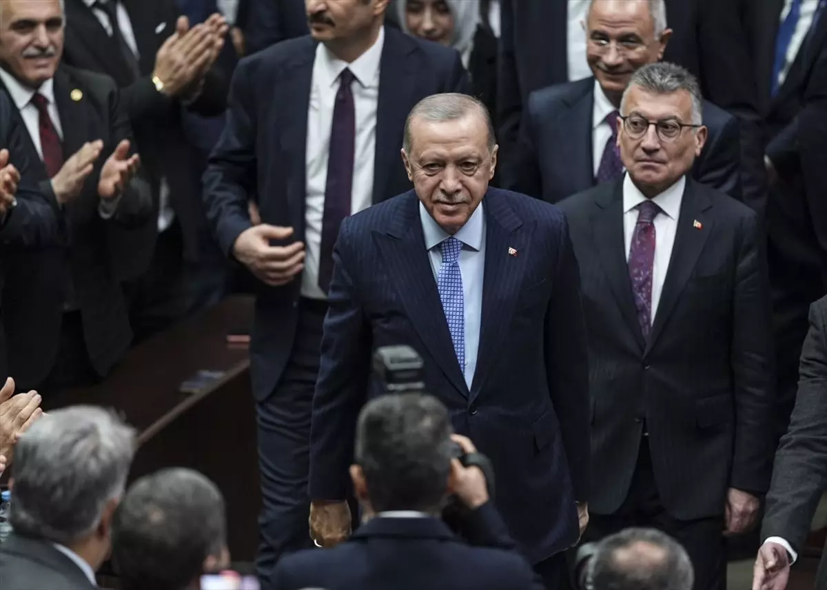 Cumhurbaşkanı Erdoğan: “Bu ordu, 3 kıta 7 iklimde İslam’ın bayraktarlığını yapan şanlı bir ordudur.